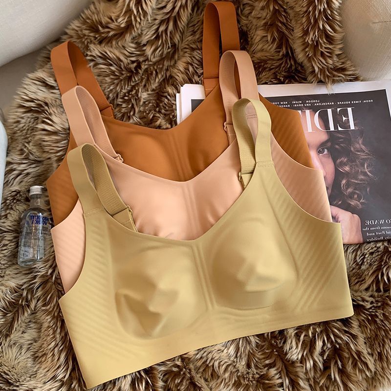 Seios grandes mostram roupa ín - Full Coverage Bra avaliação e preço